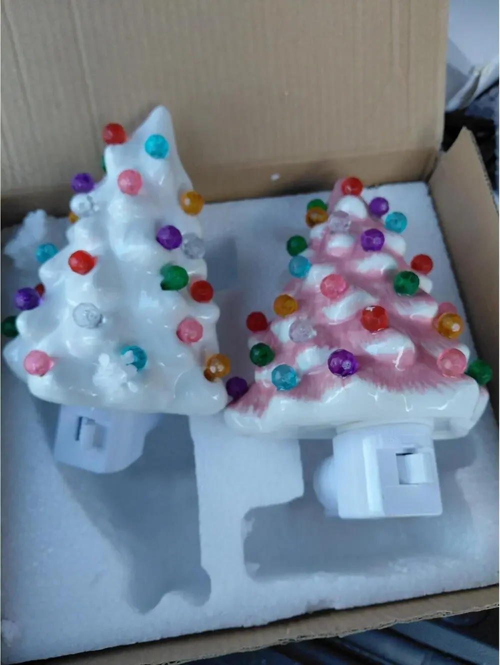 Christmas tree ceramic plugin nightlight pink and white